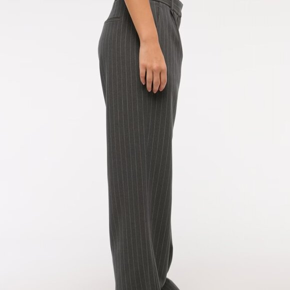 Curve Love A&F Sloane Low Rise Tailored Wide Leg Pant - Picture 3 of 7